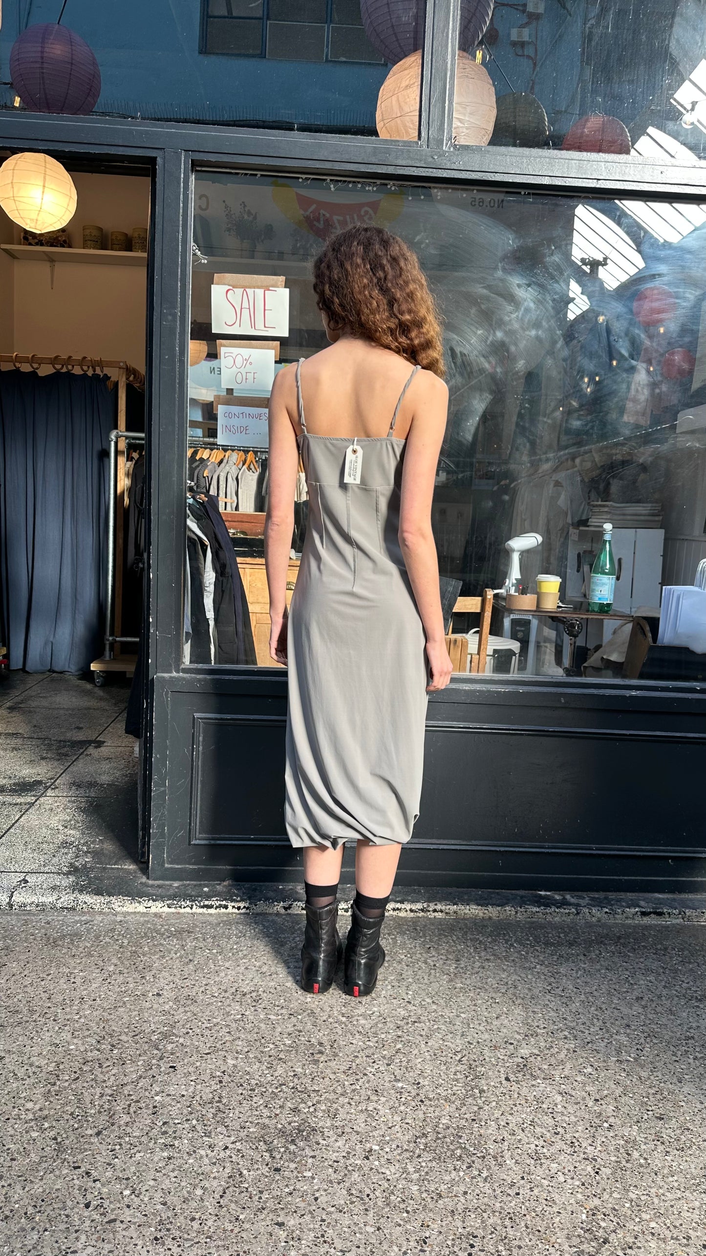 SARAH PACINI grey structured midi dress
