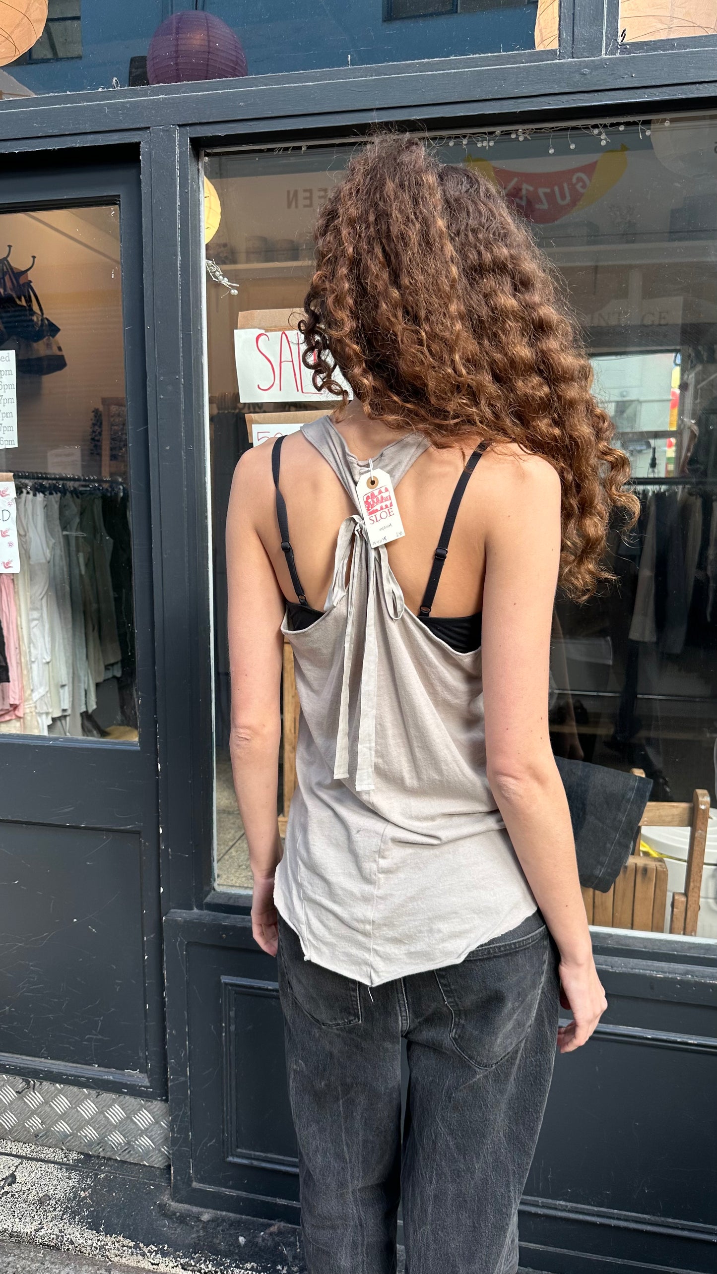 Cotton cut out top