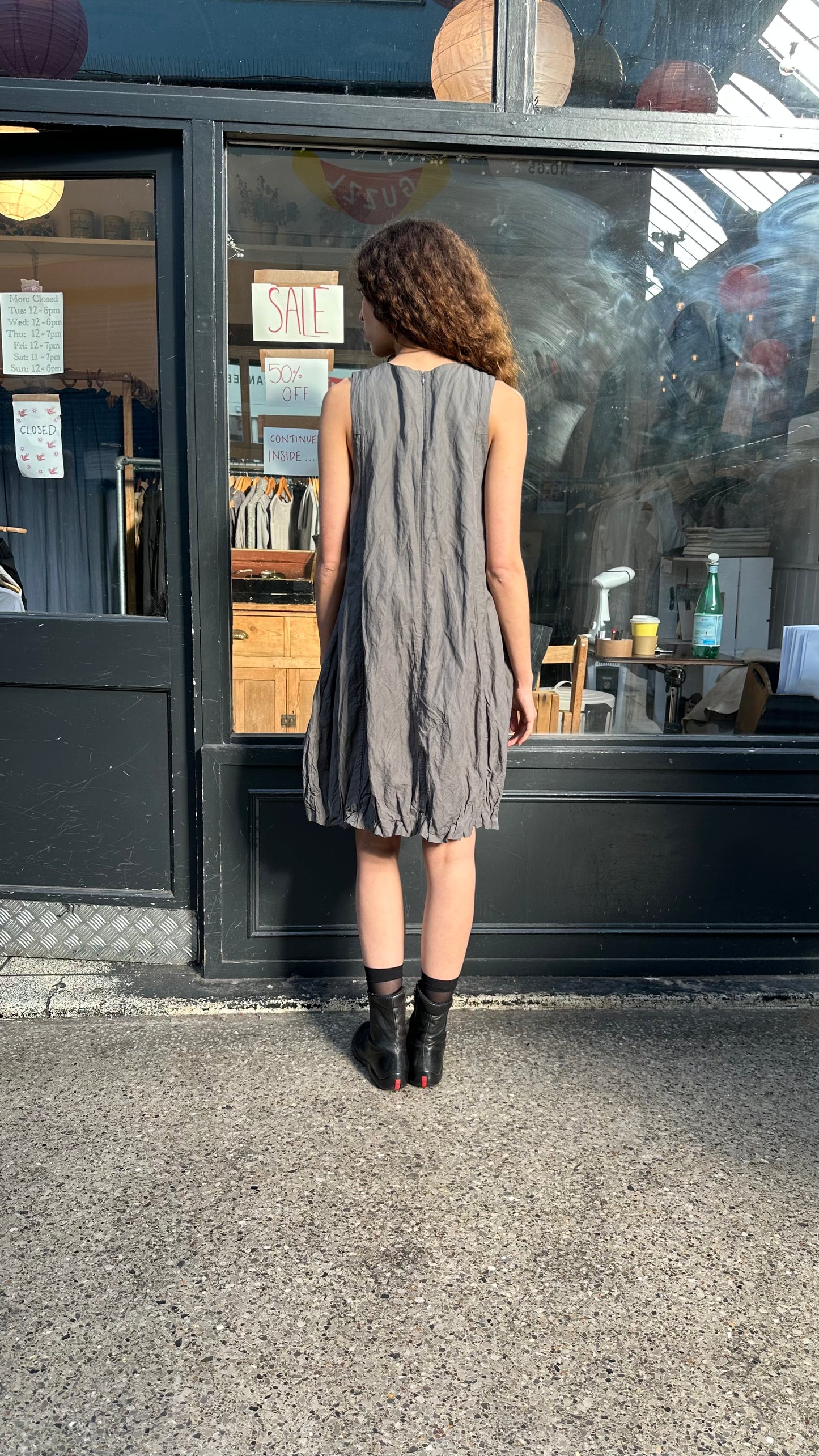 SARAH PACINI ruched hem shift dress