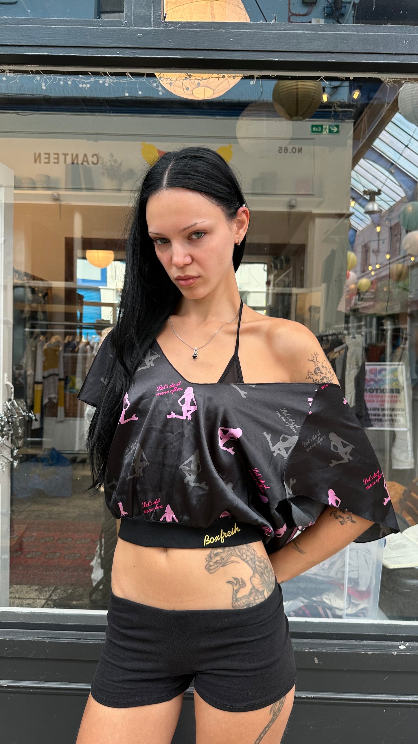 Black backless top with chain