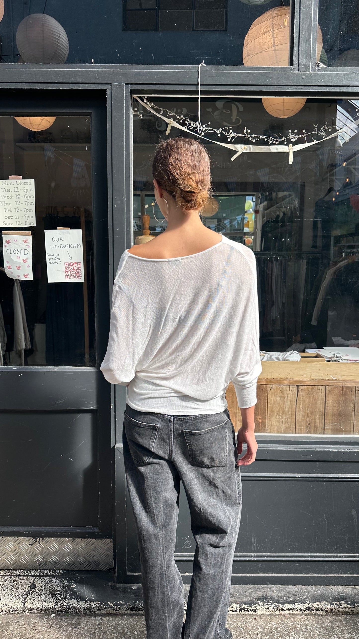 Fine knit slouchy top