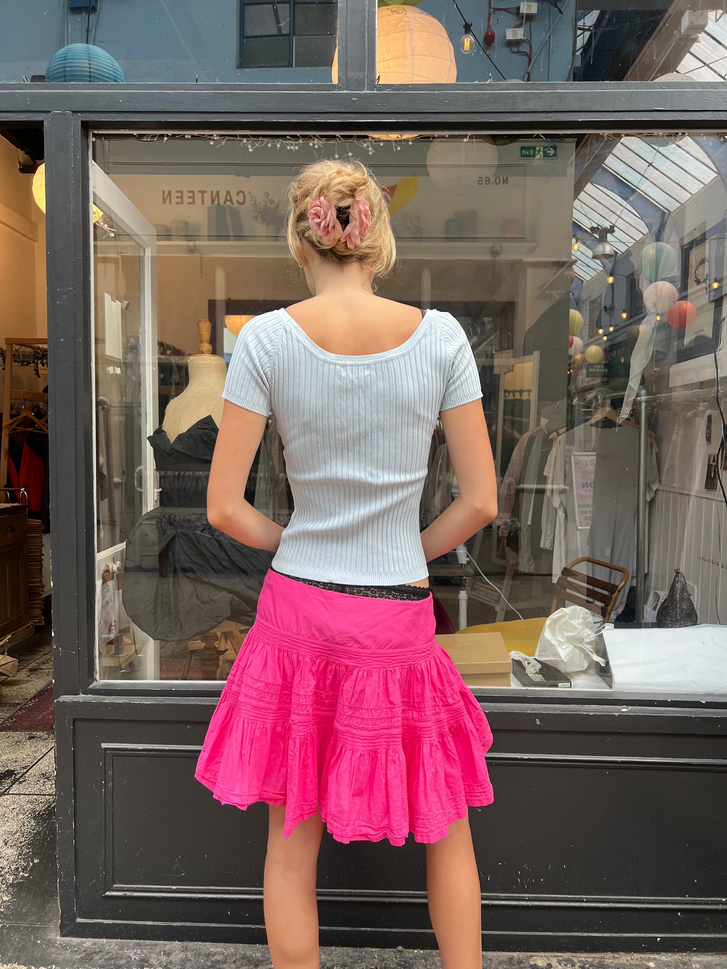 Bright pink 100% cotton mini skirt