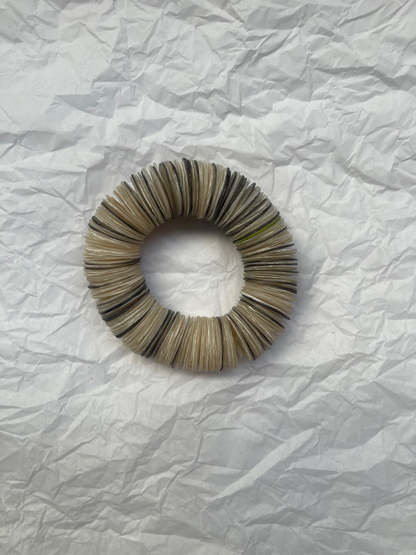 White and Black Shell Disks Bracelet