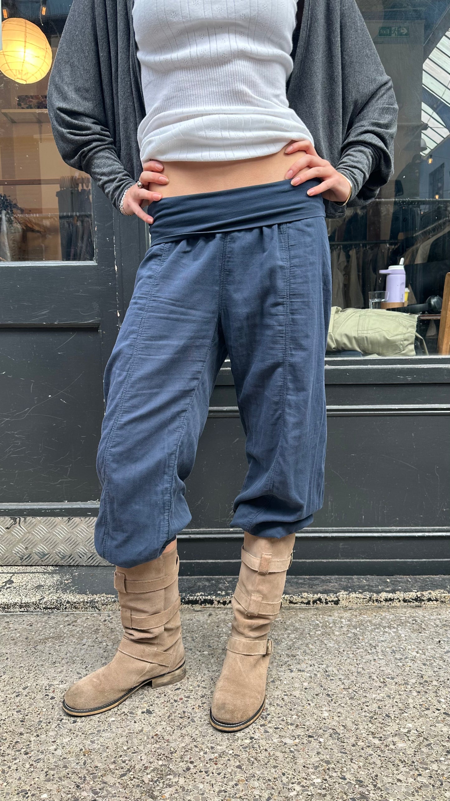 Navy balloon trousers