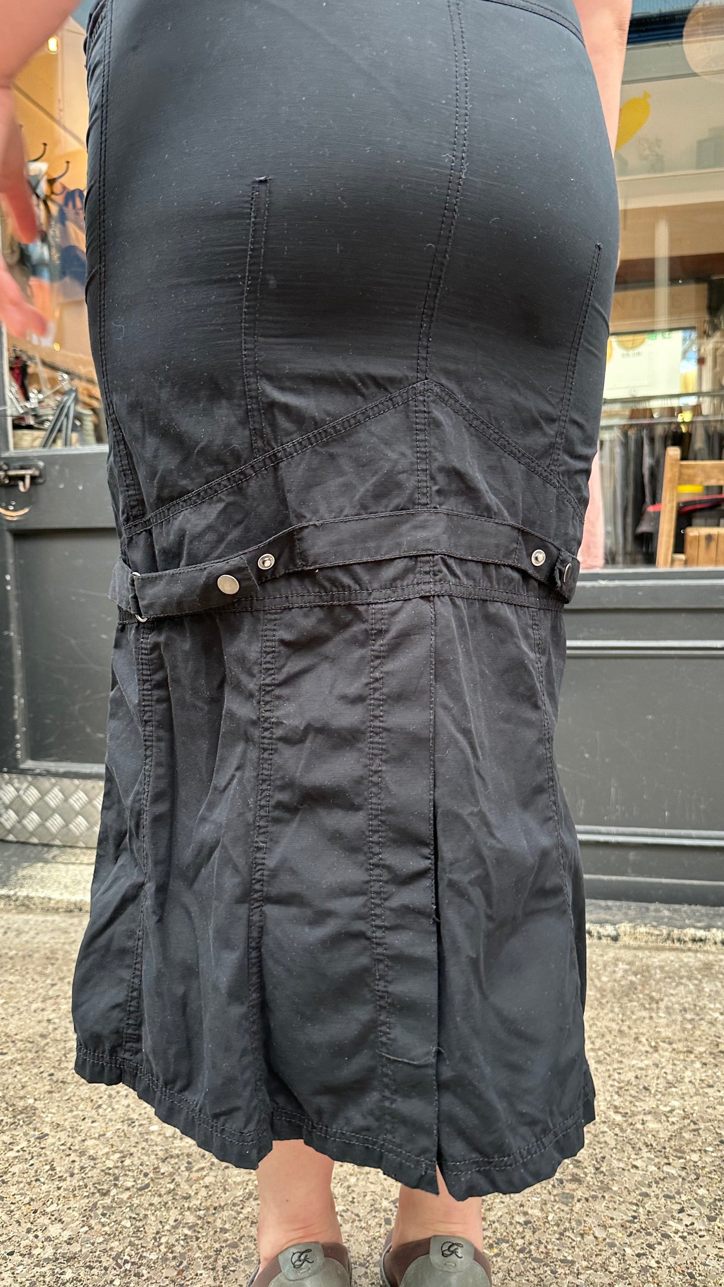 Black midi skirt