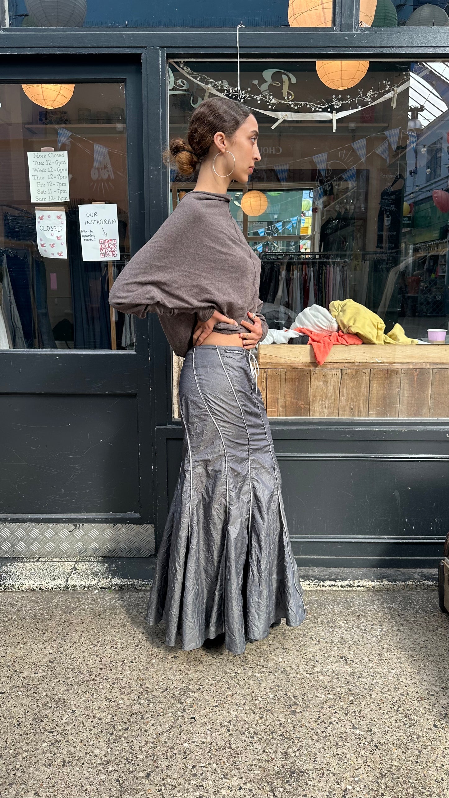 Maxi skirt with zips