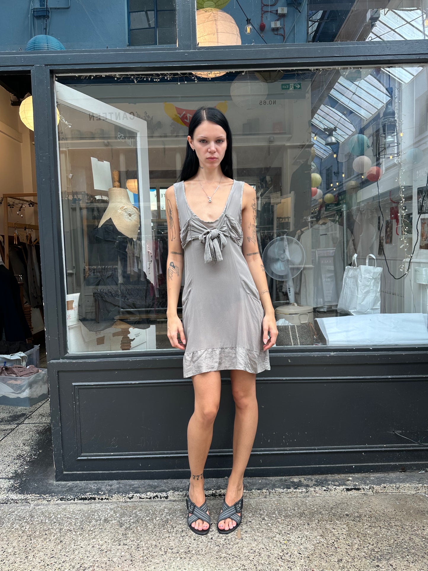 100% silk dress with bow and pockets