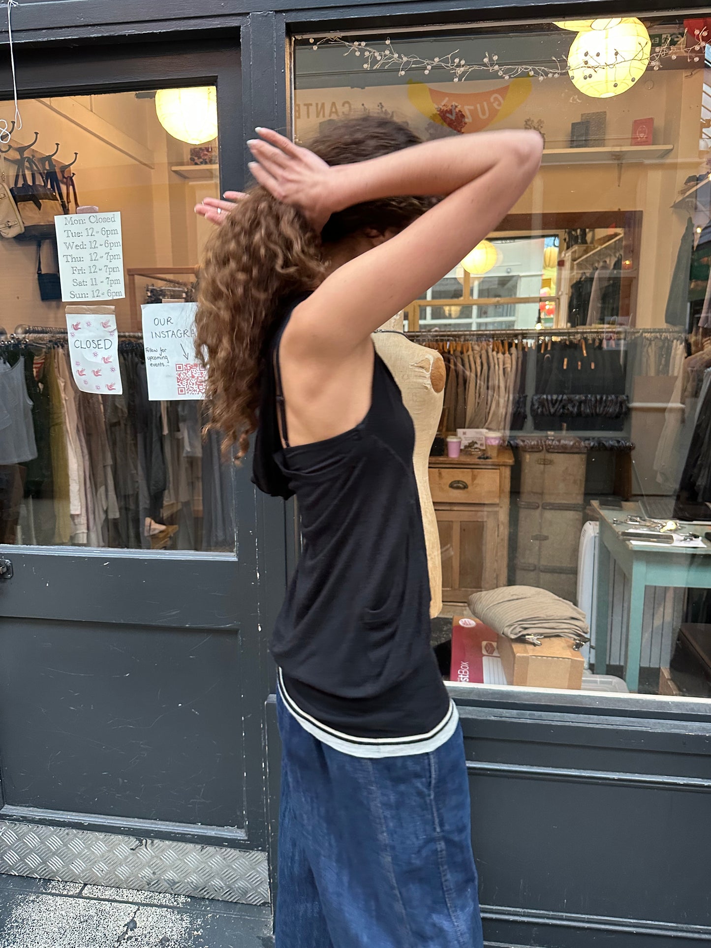 Hooded sleeveless dress