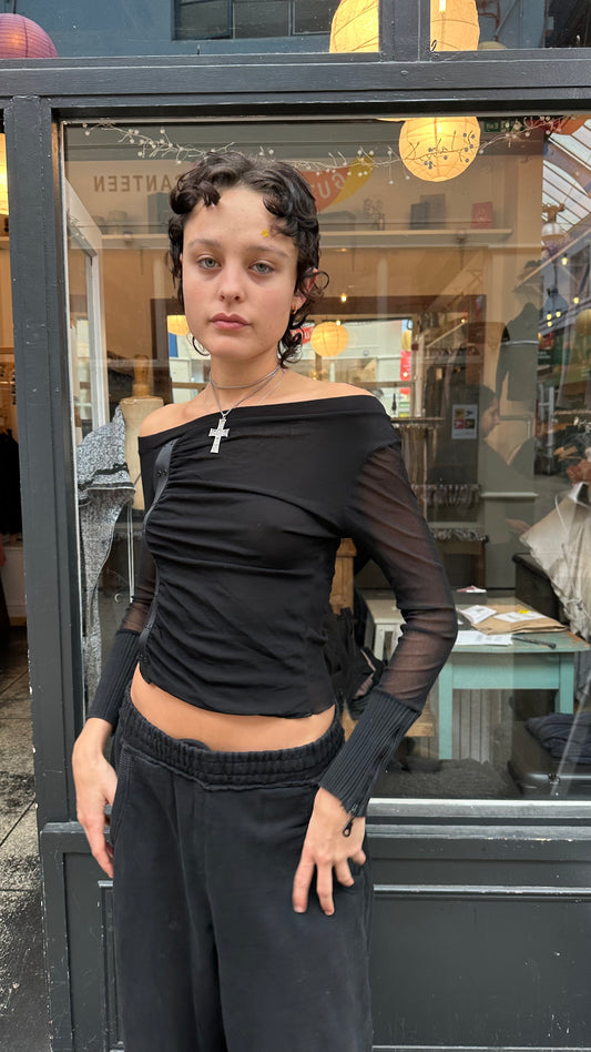 Long sleeve top with grommet strip