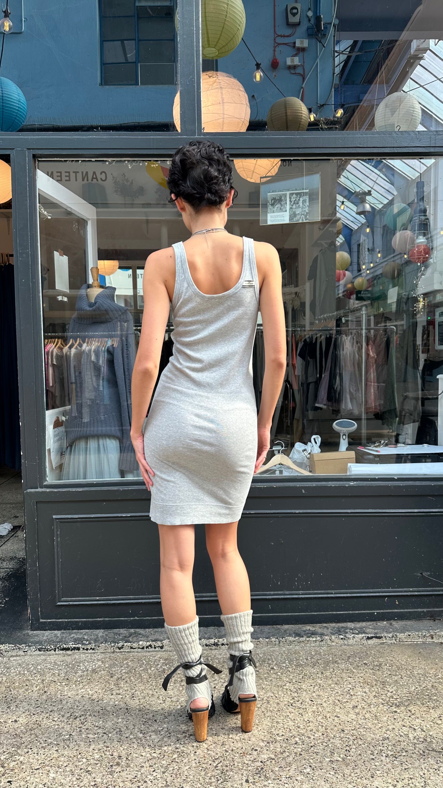 Grey dress with buttons