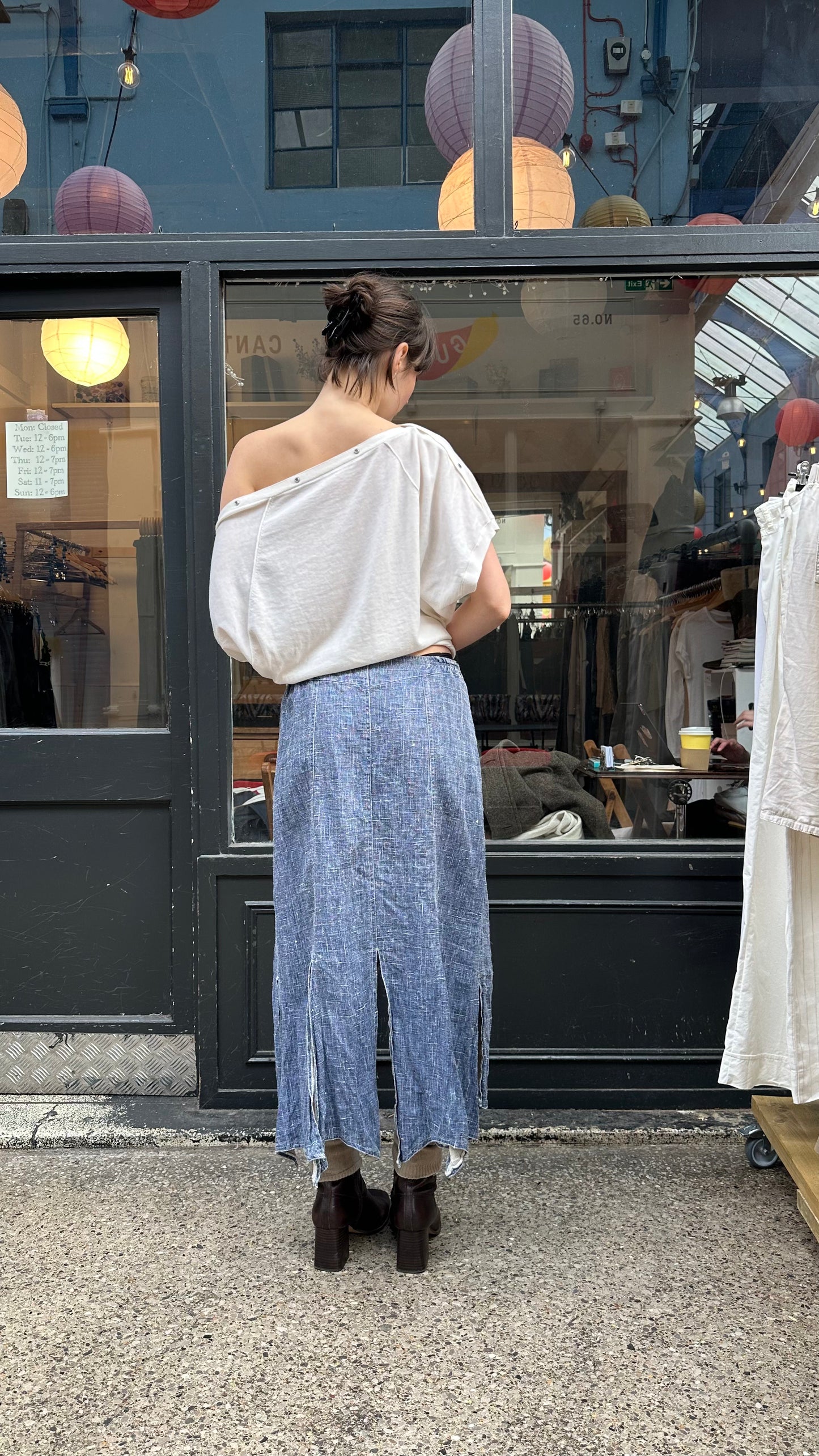 Midi skirt with asymmetric hem