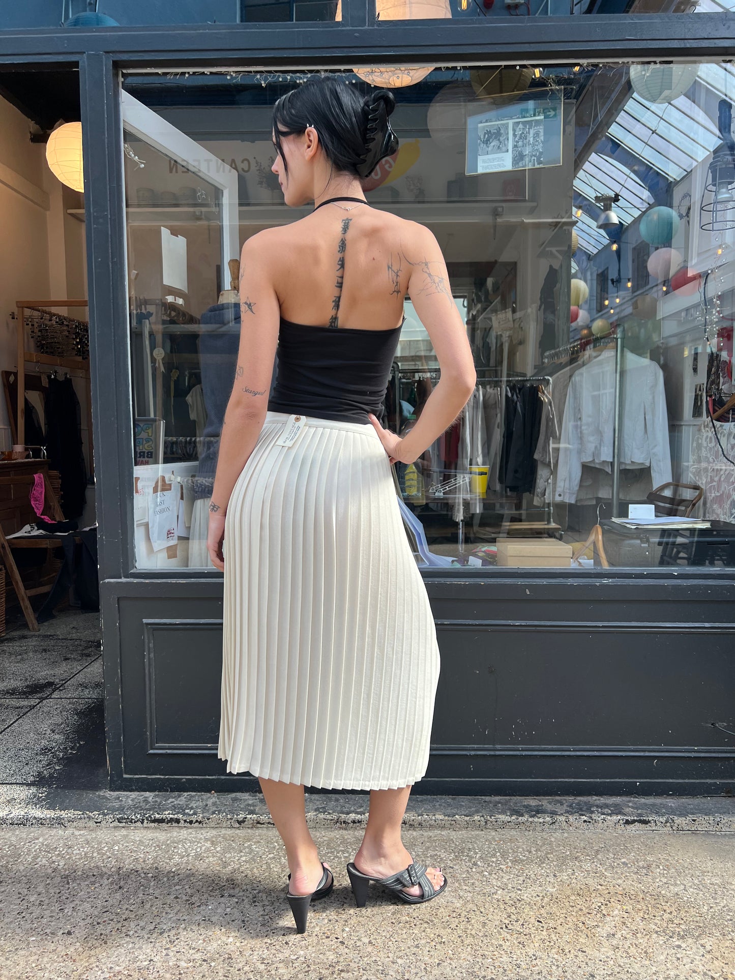 Pleated midi skirt