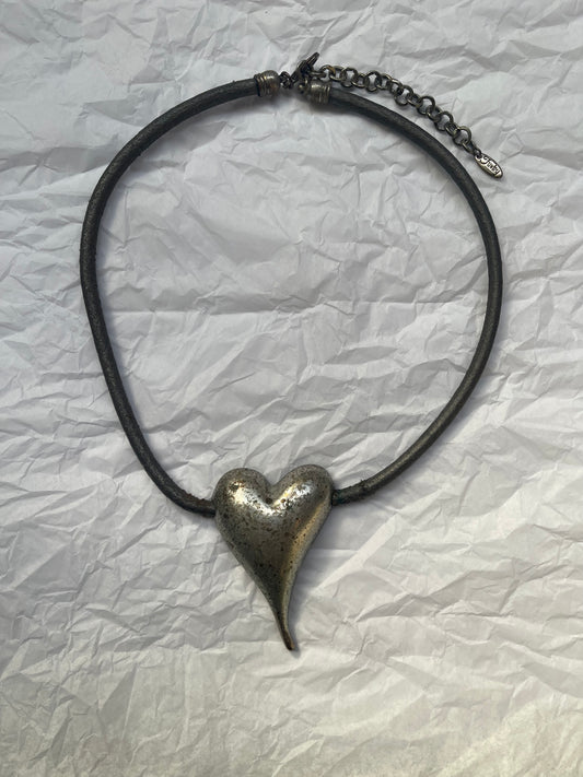 Metal Pointy Heart Necklace Leather Cord