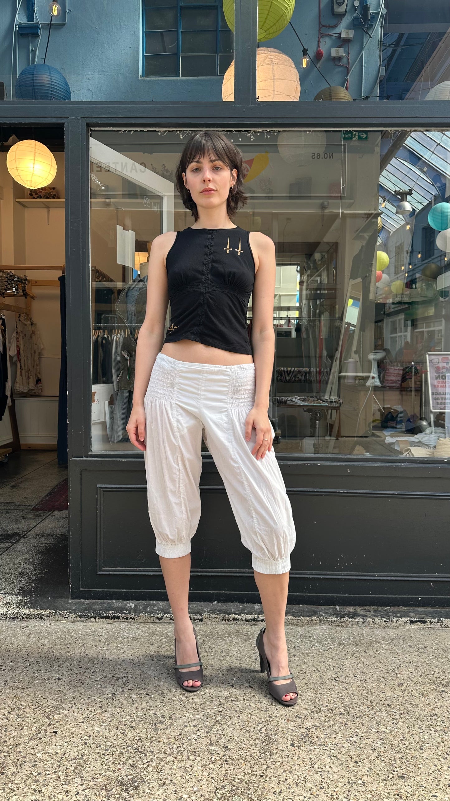 White harem balloon trousers