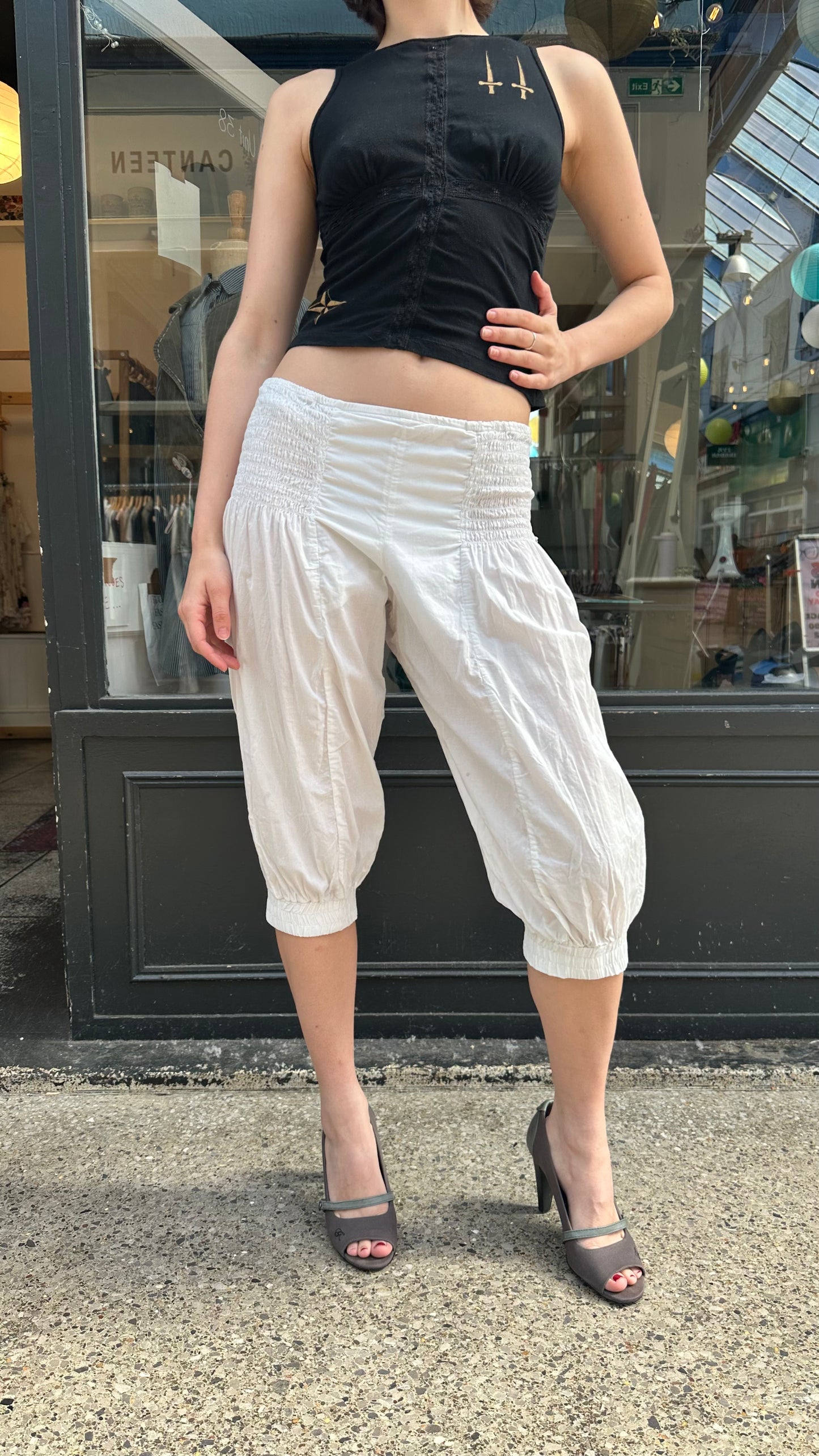 White harem balloon trousers