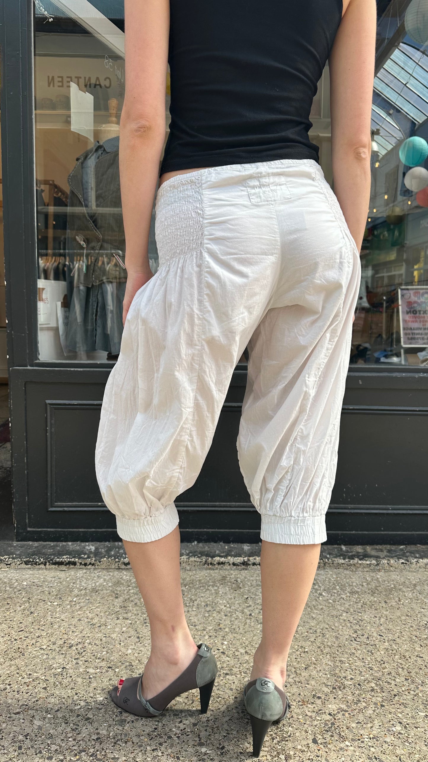 White harem balloon trousers